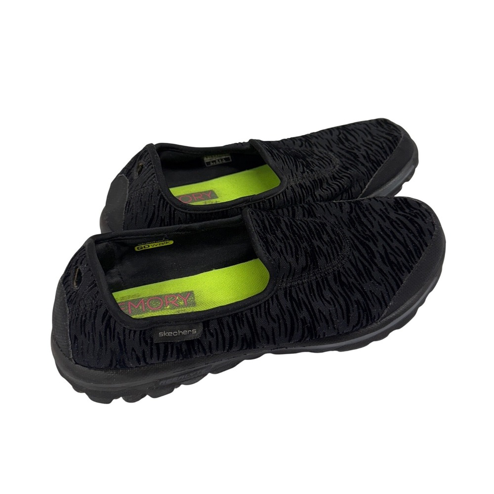 Skechers GOwalk Womens 8.5 Black Textured Slip On Walking Shoes SN 13772 BBK